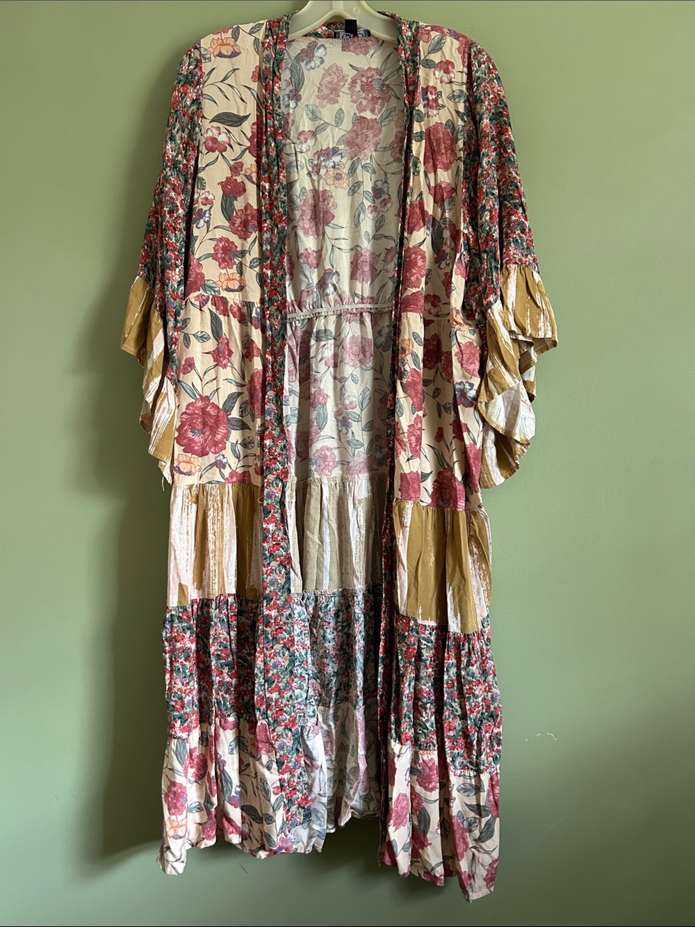 GiGio USA Floral Kimono- Pink, Cream & Green Size S